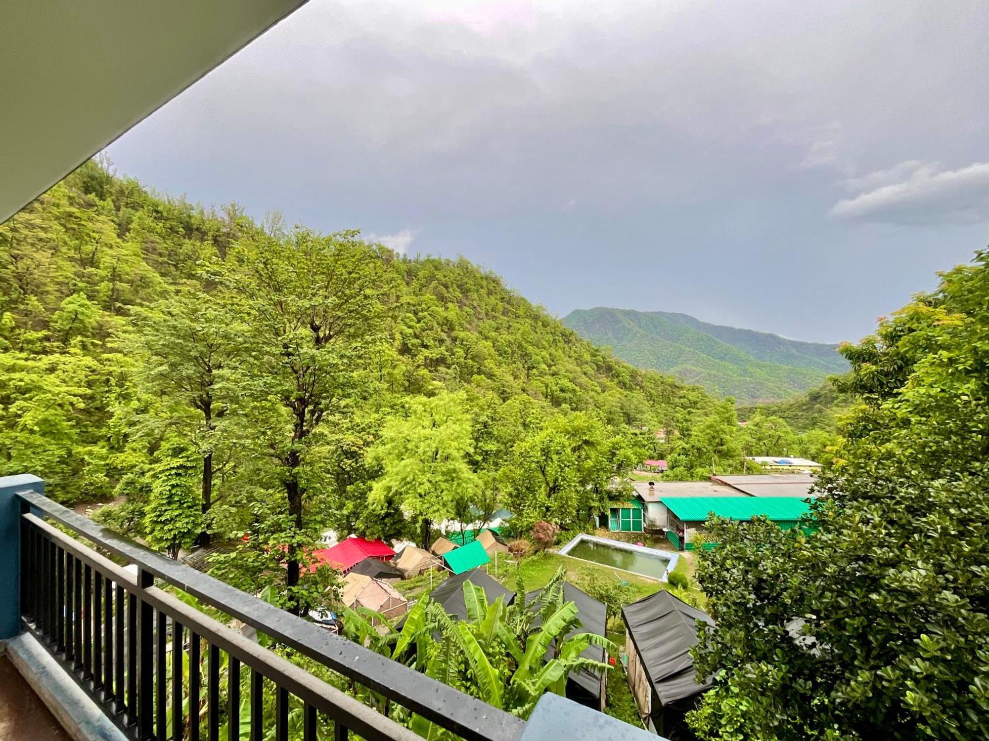 Rudram Aura X One Light Stays Rishikesh Exterior photo